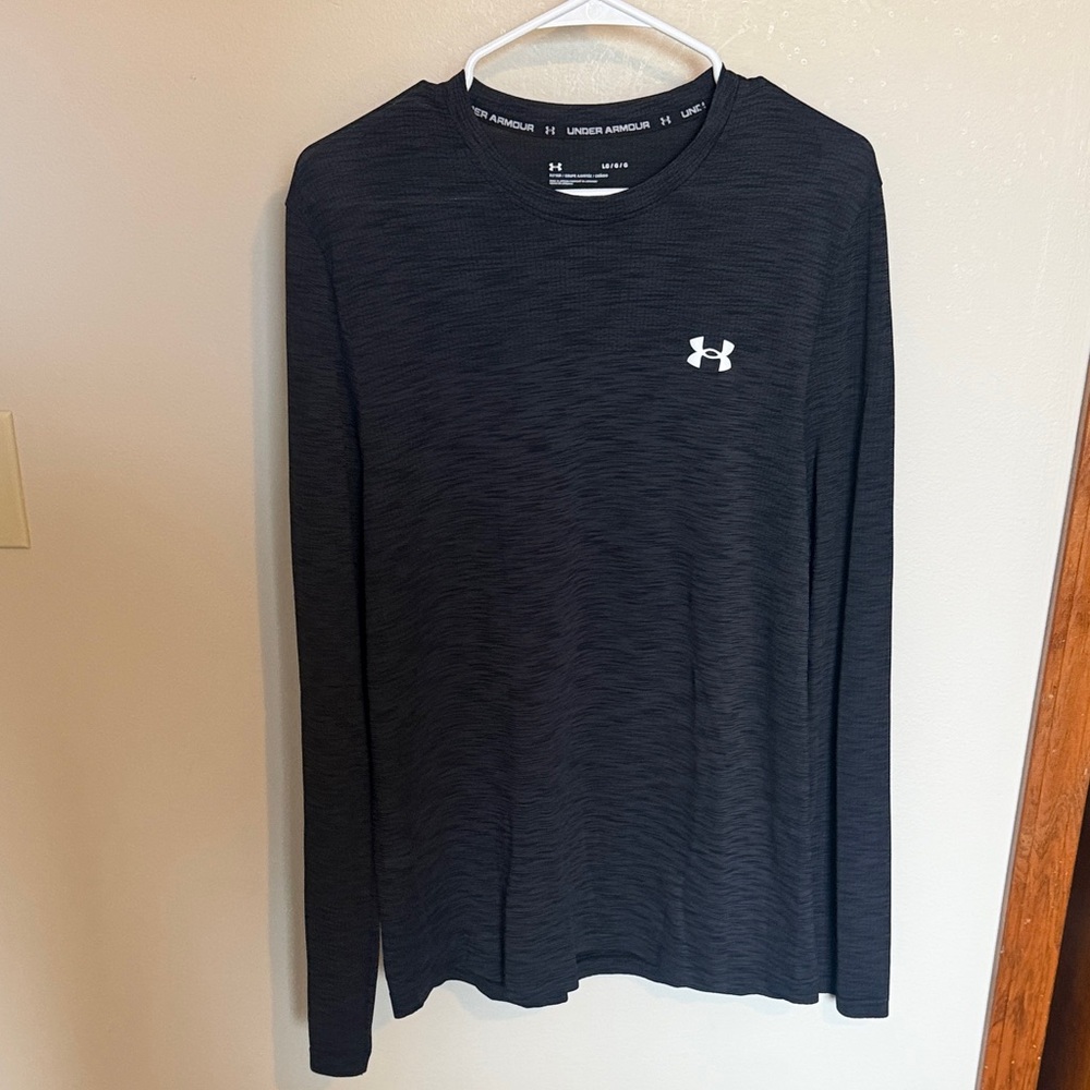 Under Armour Men's Charcoal Long Sleeve Tee